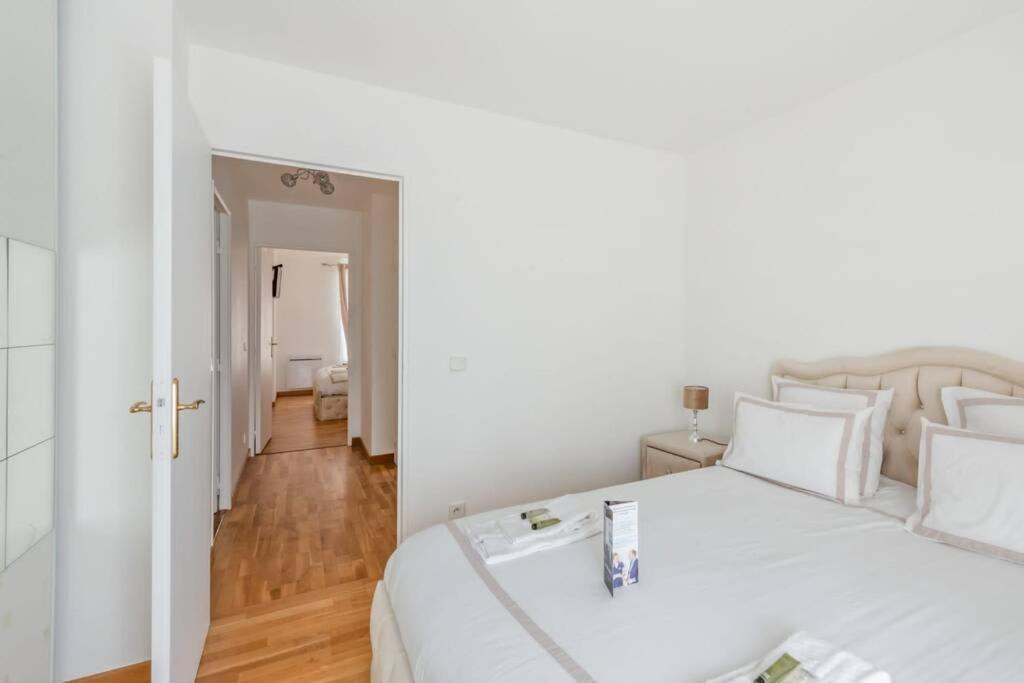 Cour Royal Apartment Near Disneyland Bmyguest Шеси Экстерьер фото